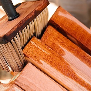 Impregnaty do drewna, preparaty gruntujące do drewna na zewnątrz